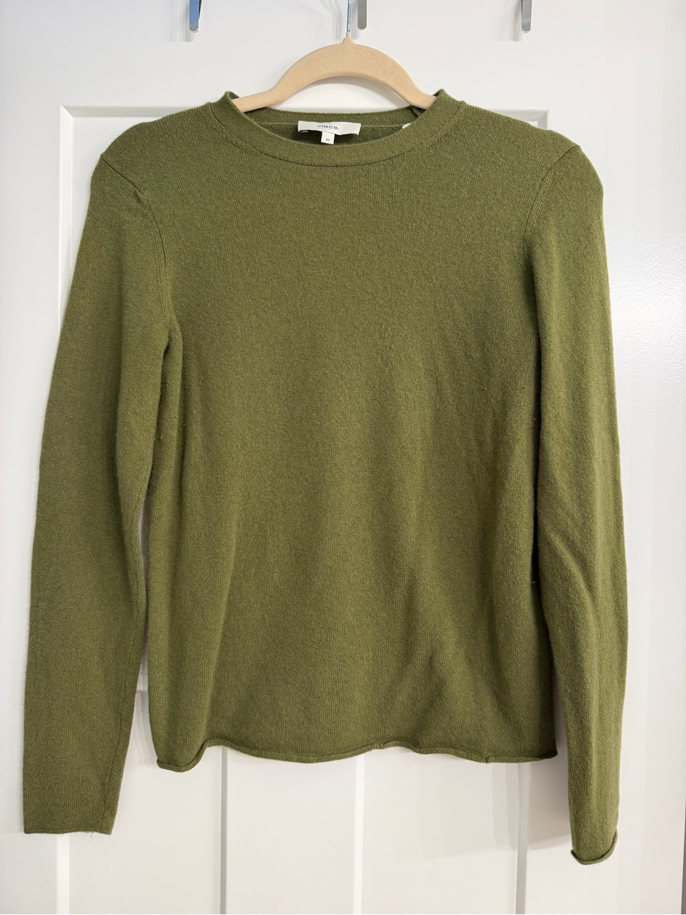 Vince 100% cashmere Olive Crewneck Sweater - Olive Green